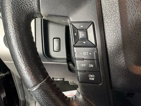 Used 2017 Ford Expedition XLT w/ Equipment Group 202A image 15