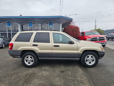 Used 2001 Jeep Grand Cherokee Laredo AWD/4WD image 5
