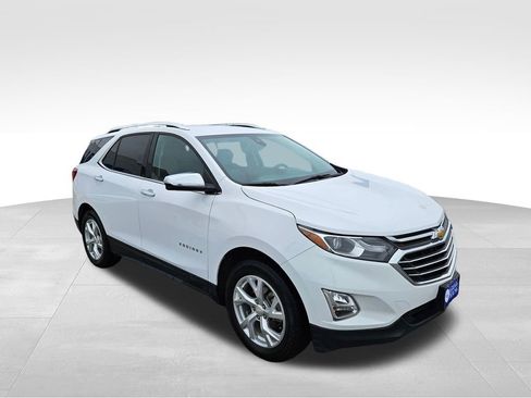 Used 2018 Chevrolet Equinox Premier image 4