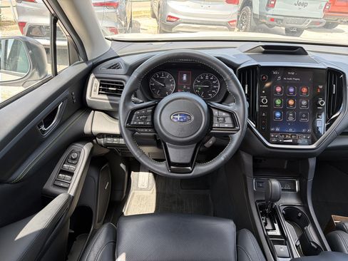 Used 2025 Subaru Ascent Bronze Edition AWD/4WD image 11