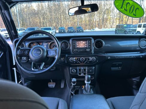 Used 2021 Jeep Wrangler Unlimited Sport image 41