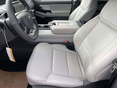 New 2026 Ford Expedition Active RWD image 13