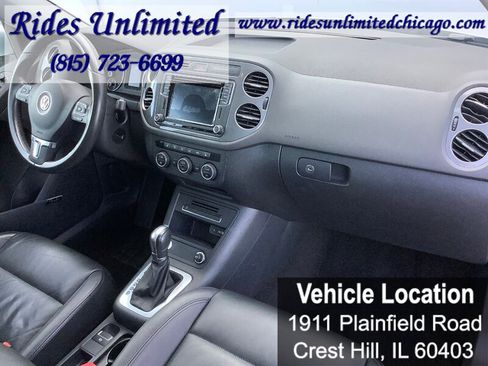 Used 2017 Volkswagen Tiguan SEL FWD image 34