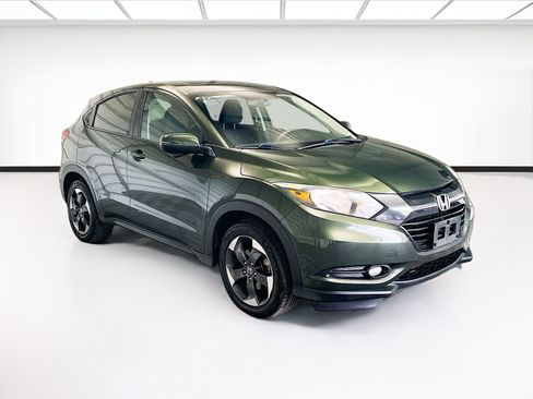 Used 2018 Honda HR-V EX image 3