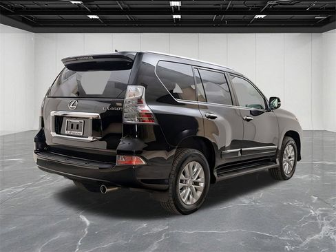 Used 2018 Lexus GX 460 image 10