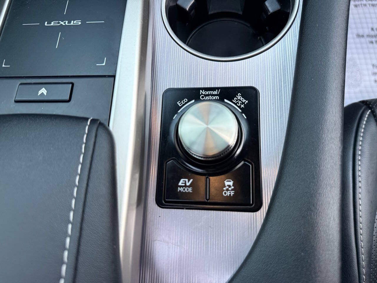 Used 2020 Lexus RX 450h F Sport w/ Accessory Package AWD/4WD image 24