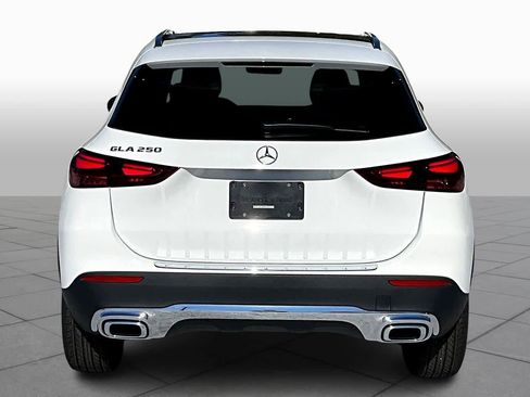 Used 2026 Mercedes-Benz GLA 250 image 5
