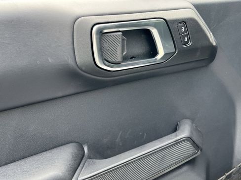 New 2025 Ford Bronco Outer Banks image 15