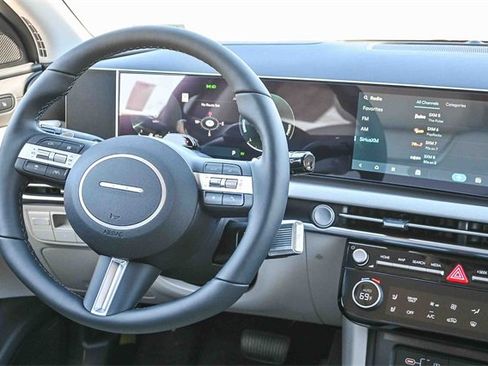 New 2026 Hyundai Tucson Limited image 18