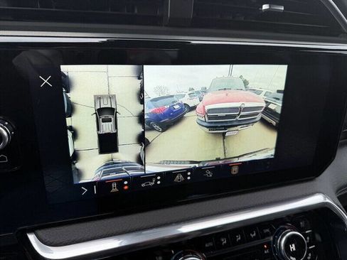 Used 2024 GMC Sierra 2500 Denali w/ Denali Reserve Package image 47