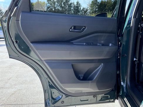 Used 2024 Nissan Pathfinder Rock Creek image 23