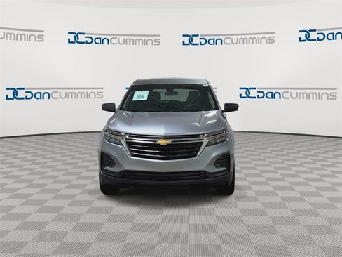 Used 2023 Chevrolet Equinox LS image 3