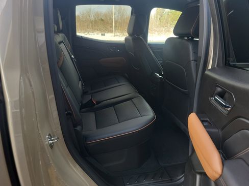 Certified 2023 GMC Canyon AT4 w/ AT4 Premium Package image 18