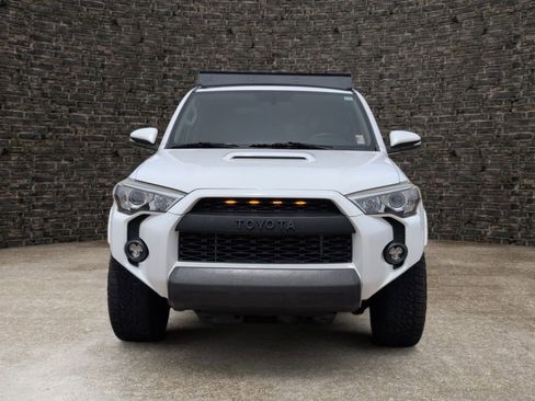 Used 2016 Toyota 4Runner Trail Premium w/ Convenience Package AWD/4WD image 4