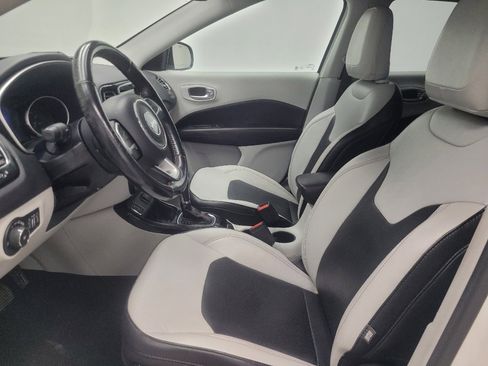 Used 2020 Jeep Compass Limited FWD image 17