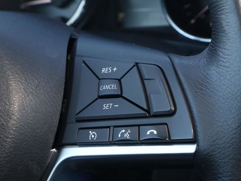 Used 2017 Nissan Rogue SL w/ SL Premium Package image 26