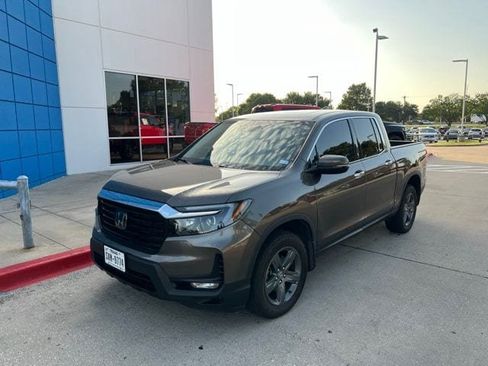 Certified 2023 Honda Ridgeline RTL-E image 2