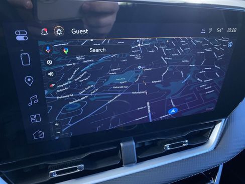 New 2026 Chevrolet Equinox LT w/ Convenience Package II FWD image 6