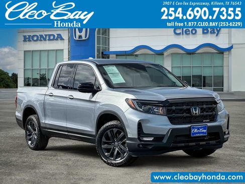 Used 2025 Honda Ridgeline Sport image 1