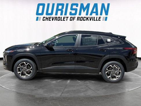 New 2026 Chevrolet Trax LT FWD image 3