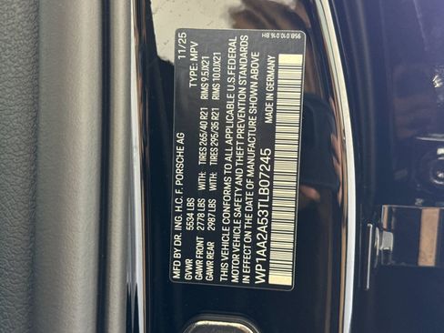 New 2026 Porsche Macan Turbo image 34