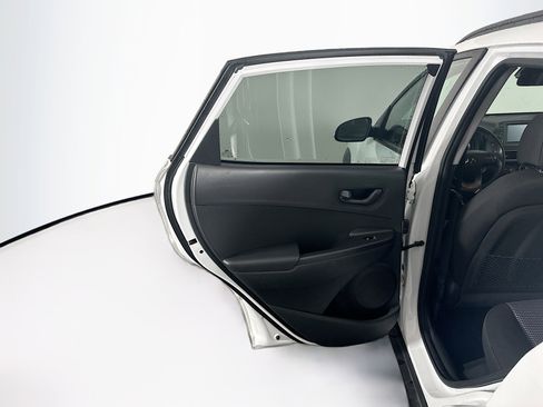 Used 2021 Hyundai Kona SEL image 25