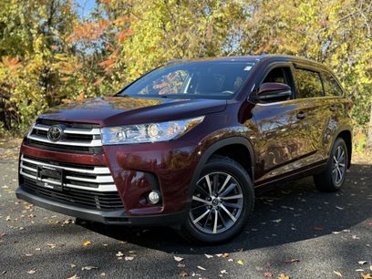 Used 2017 Toyota Highlander XLE