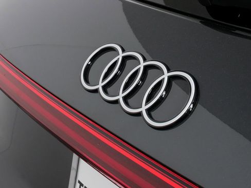 Used 2025 Audi Q5 Premium Plus image 37