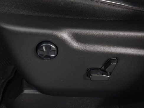 Used 2024 Dodge Durango GT image 25