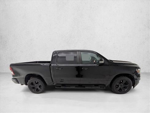 Used 2022 RAM 1500 Big Horn AWD/4WD image 4