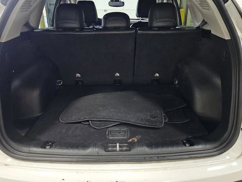 Used 2022 Jeep Compass Limited image 15