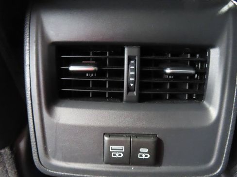 Used 2021 Toyota Avalon XLE w/ Moonroof Package FWD image 31