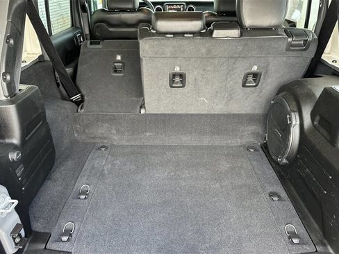 Used 2022 Jeep Wrangler Unlimited Rubicon 4xe w/ Cold Weather Group image 15