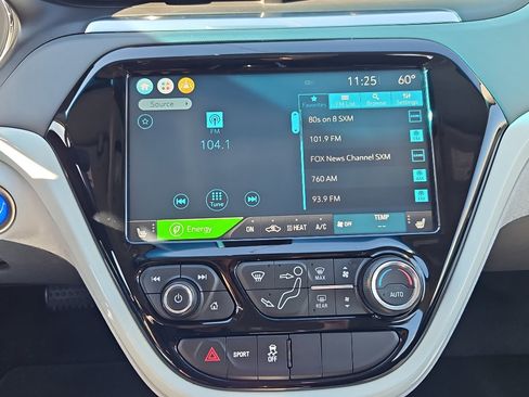 Used 2021 Chevrolet Bolt Premier image 14