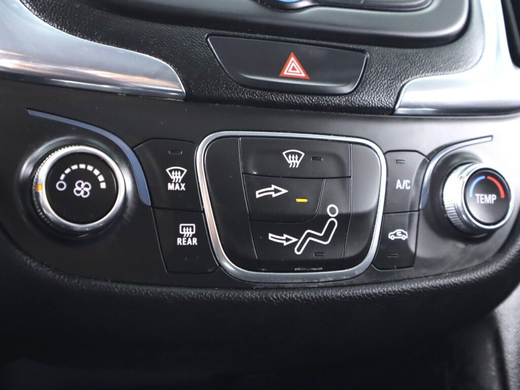 Used 2020 Chevrolet Equinox LT AWD/4WD image 21