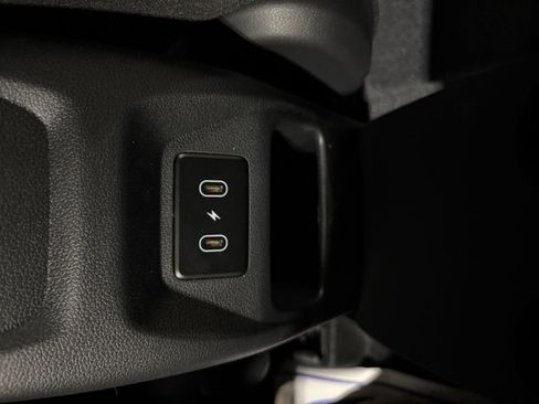 New 2025 Hyundai Venue SEL image 25