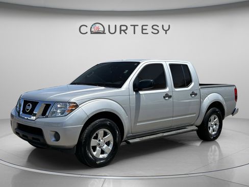 Used 2012 Nissan Frontier SV w/ SV Premium Utility Pkg RWD image 1