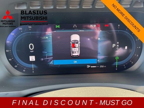 Used 2025 Volvo XC90 B6 Ultra w/ Protection Package Premier image 45