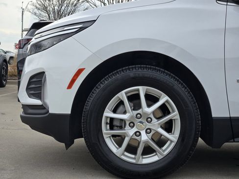 Used 2023 Chevrolet Equinox LT FWD image 14