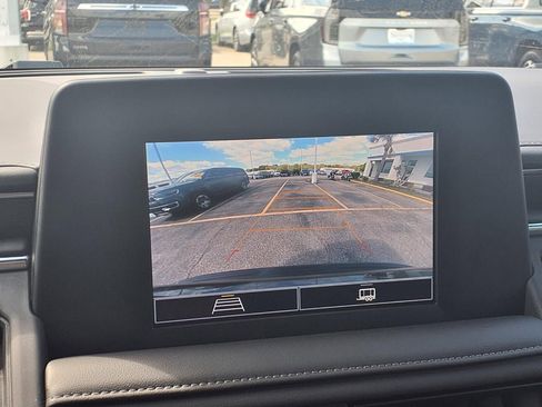 Used 2023 Chevrolet Tahoe LS image 4