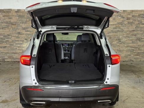 Used 2021 Buick Enclave Essence w/ Sound and Sites Package image 8