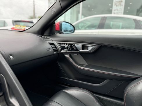 Used 2016 Jaguar F-TYPE S image 18