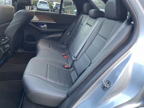 Certified 2025 Mercedes-Benz GLE 450e 4MATIC image 41