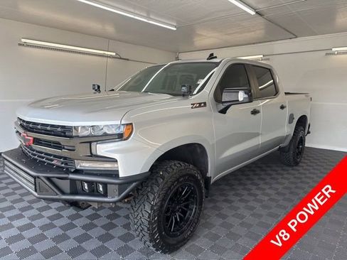 Used 2019 Chevrolet Silverado 1500 LT Trail Boss AWD/4WD image 8