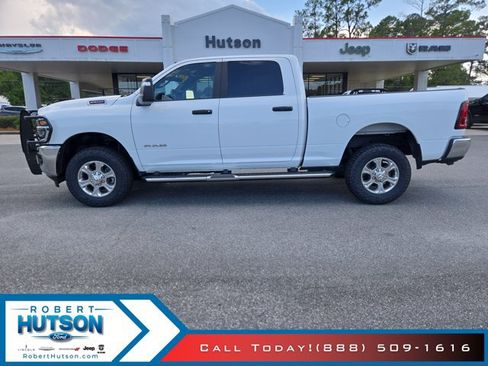 Used 2026 RAM 2500 Big Horn AWD/4WD image 1