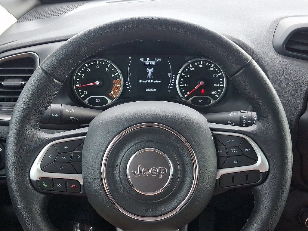 Used 2023 Jeep Renegade Latitude AWD/4WD image 18