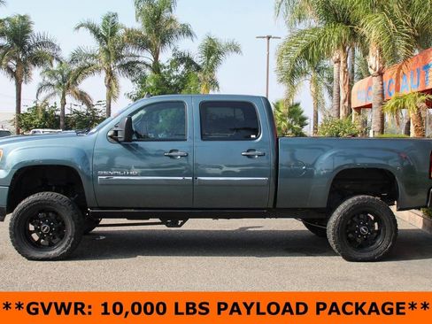 Used 2011 GMC Sierra 2500 Denali RWD image 5
