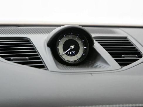 Certified 2025 Porsche Panamera Turbo image 32