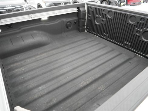 Certified 2023 Nissan Frontier SV w/ SV Convenience Package image 36