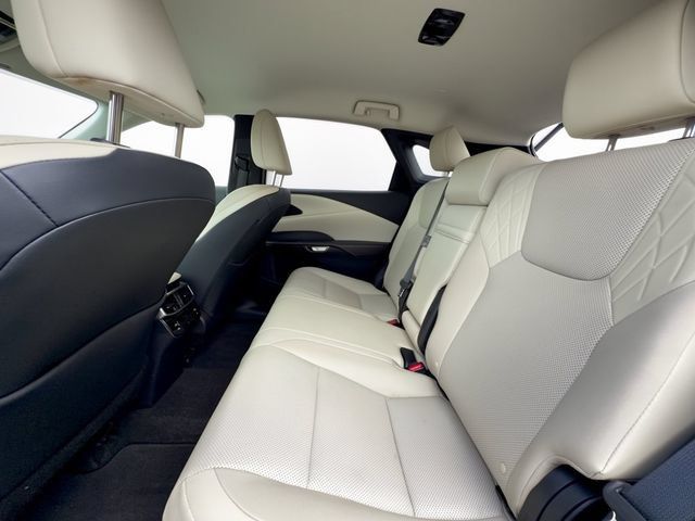 Used 2024 Lexus RX 350 FWD w/ Technology Package image 27